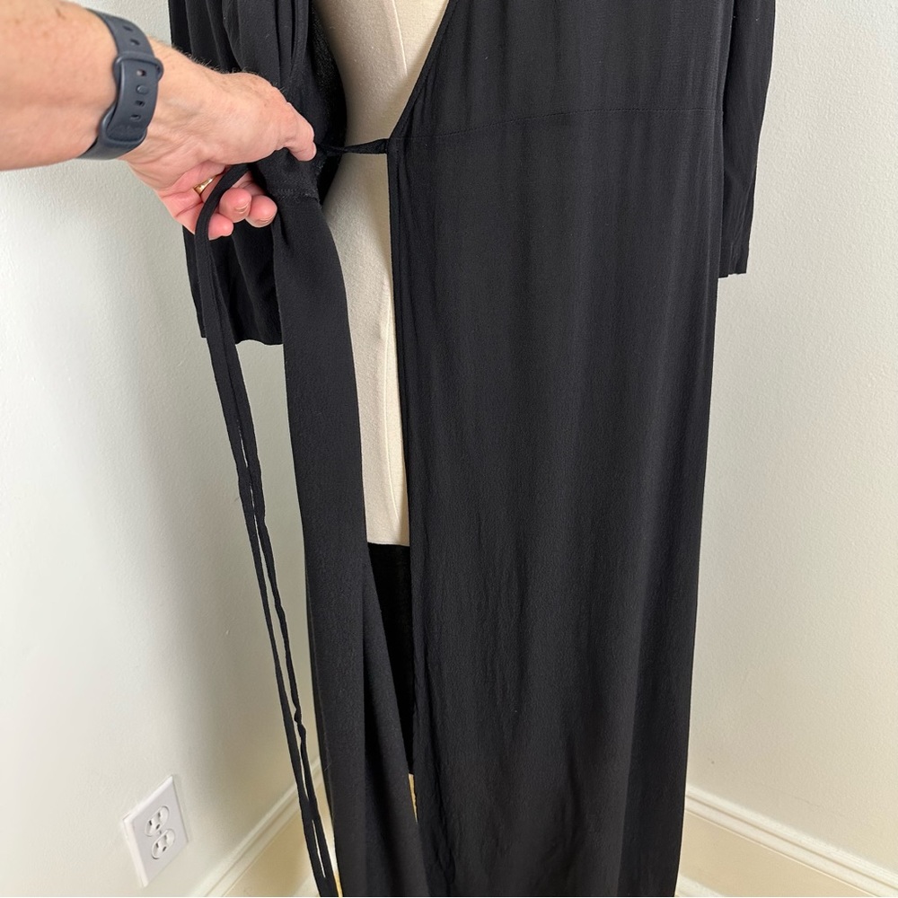 & Other Stories Black V-Neck Wraparound Midi w/3/4 Length Sleeves Sz 12 - Picture 8 of 11